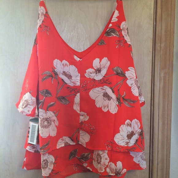 HYFVE Coral Poppy Cut-Out Shoulder Blouse - Picture 6 of 8